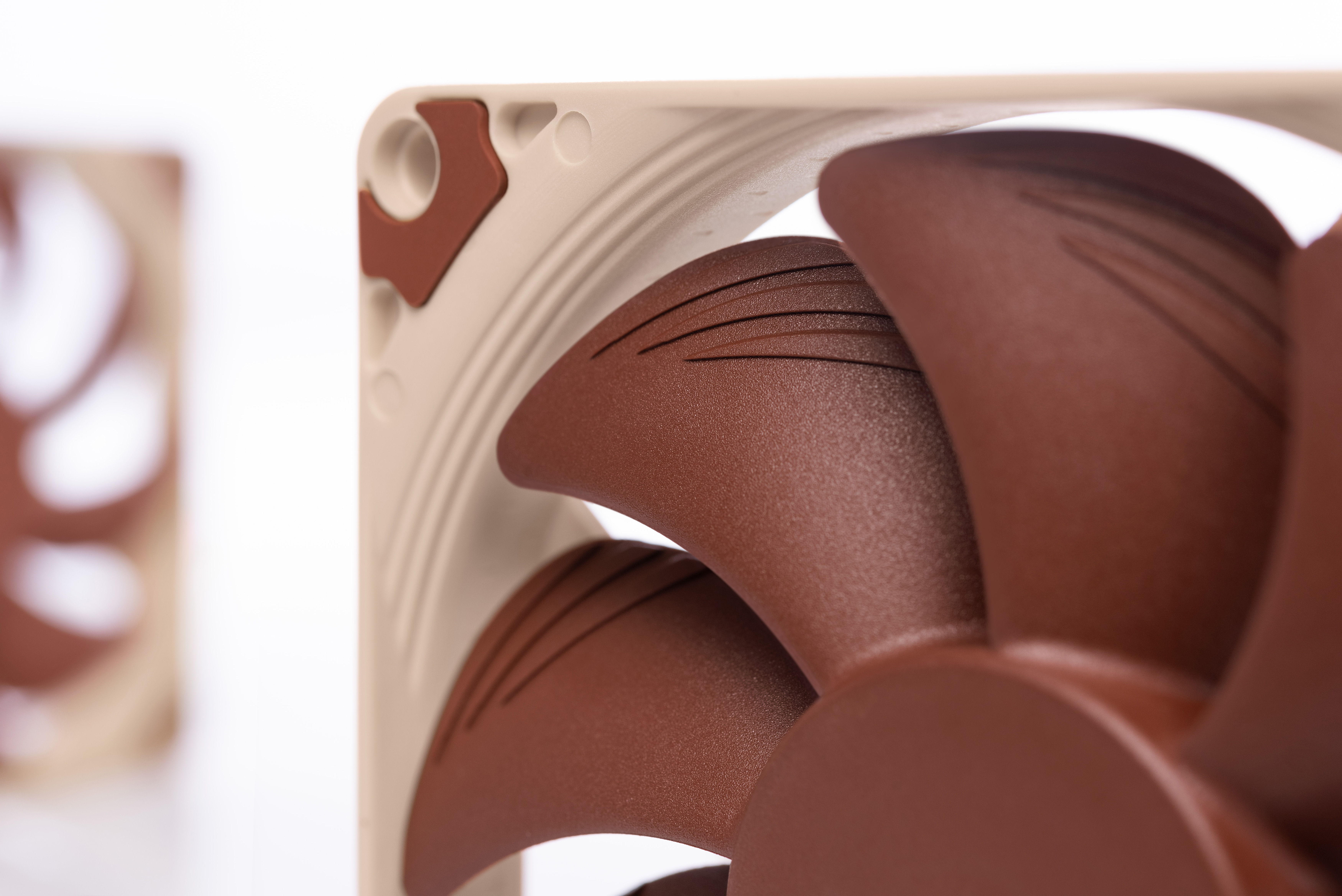 NOCTUA NF-A9X14 9214 PWM 2200RPM thumbnail 6